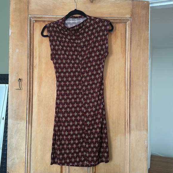 Joe Fresh printed dress - Picture 1 of 2